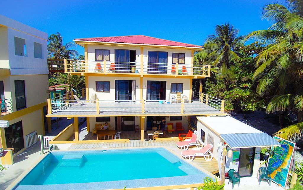 Popeye'S Beach Resort ซานเปโดร ภายนอก รูปภาพ